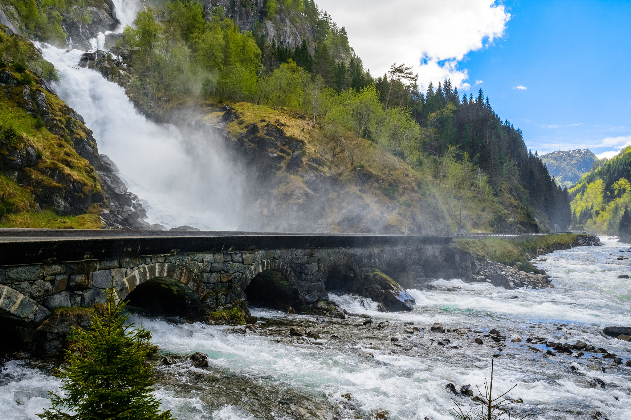 Låtefossen